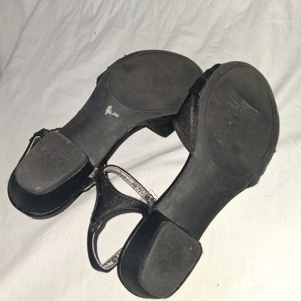 Kenneth Cole Reaction Girls Black Satin Bow Dress Sandals Rhinestone Buckle Sz 2